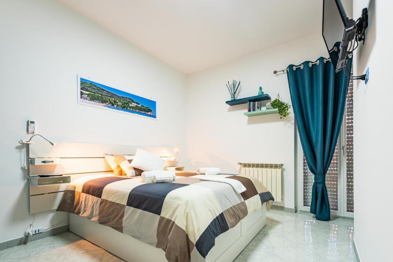 Bed and Breakfast L'Approdo Via Ancona Gaeta Esterno foto